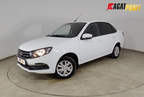 LADA Granta седан 2023 года с пробегом 43 611 км, фото 1