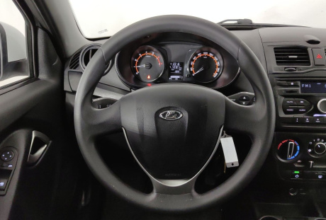 LADA Granta седан 2023 года с пробегом 43 611 км, фото 11