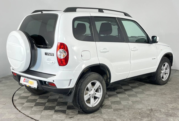 Chevrolet NIVA  2018 года с пробегом 33 088 км, фото 5