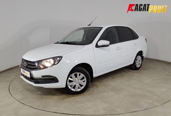 LADA Granta седан 2023 года с пробегом 43 611 км, фото 1