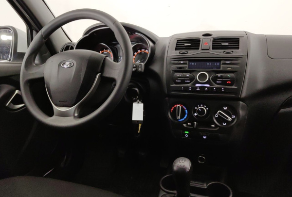 LADA Granta седан 2023 года с пробегом 43 611 км, фото 9